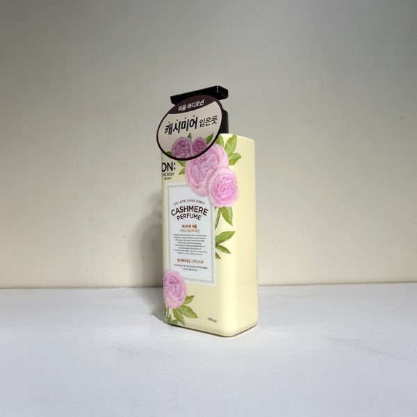 On the body Cashmere Perfume – Shining Dream Body Lotion 400 ml